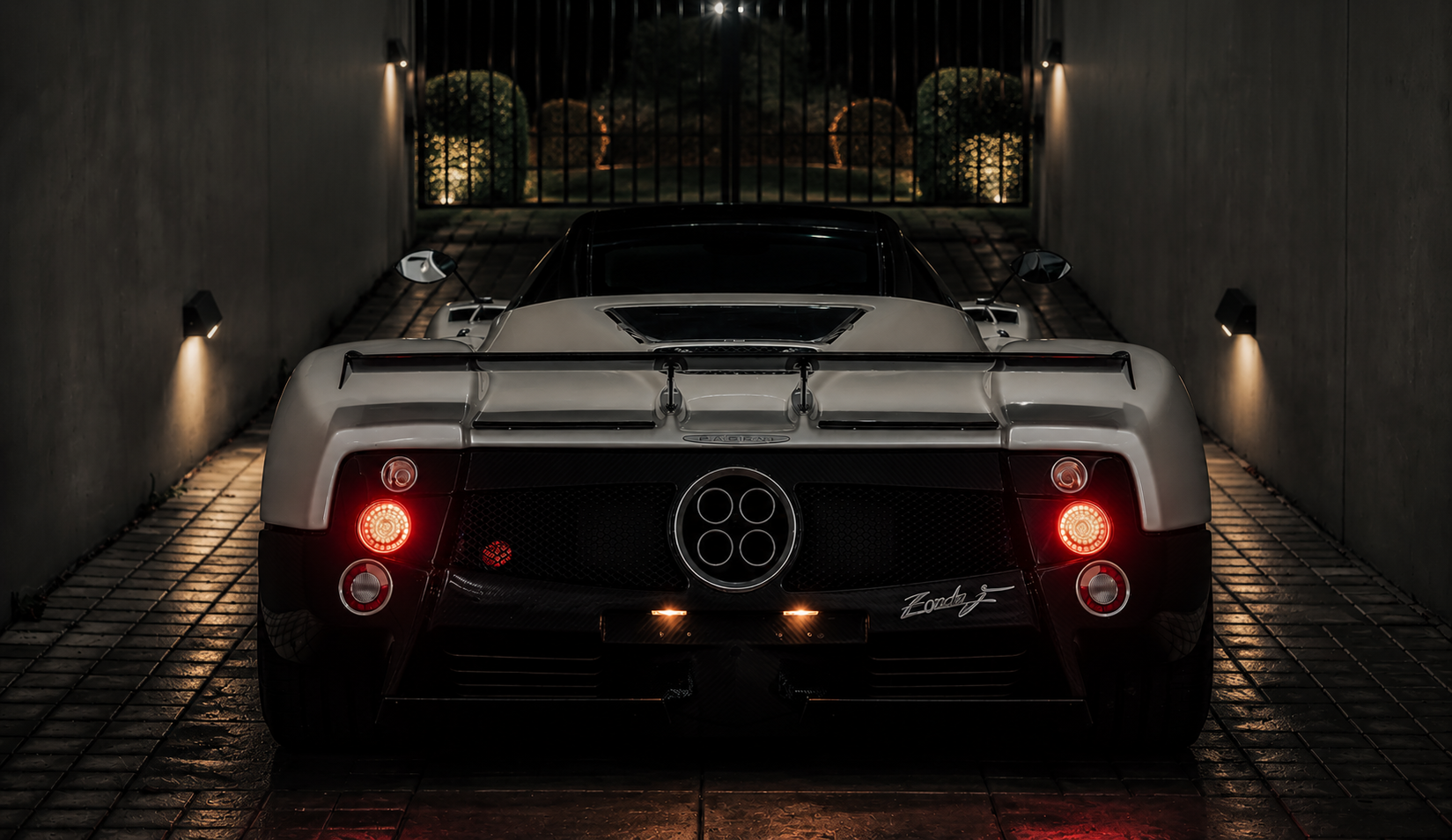 Pagani Zonda F